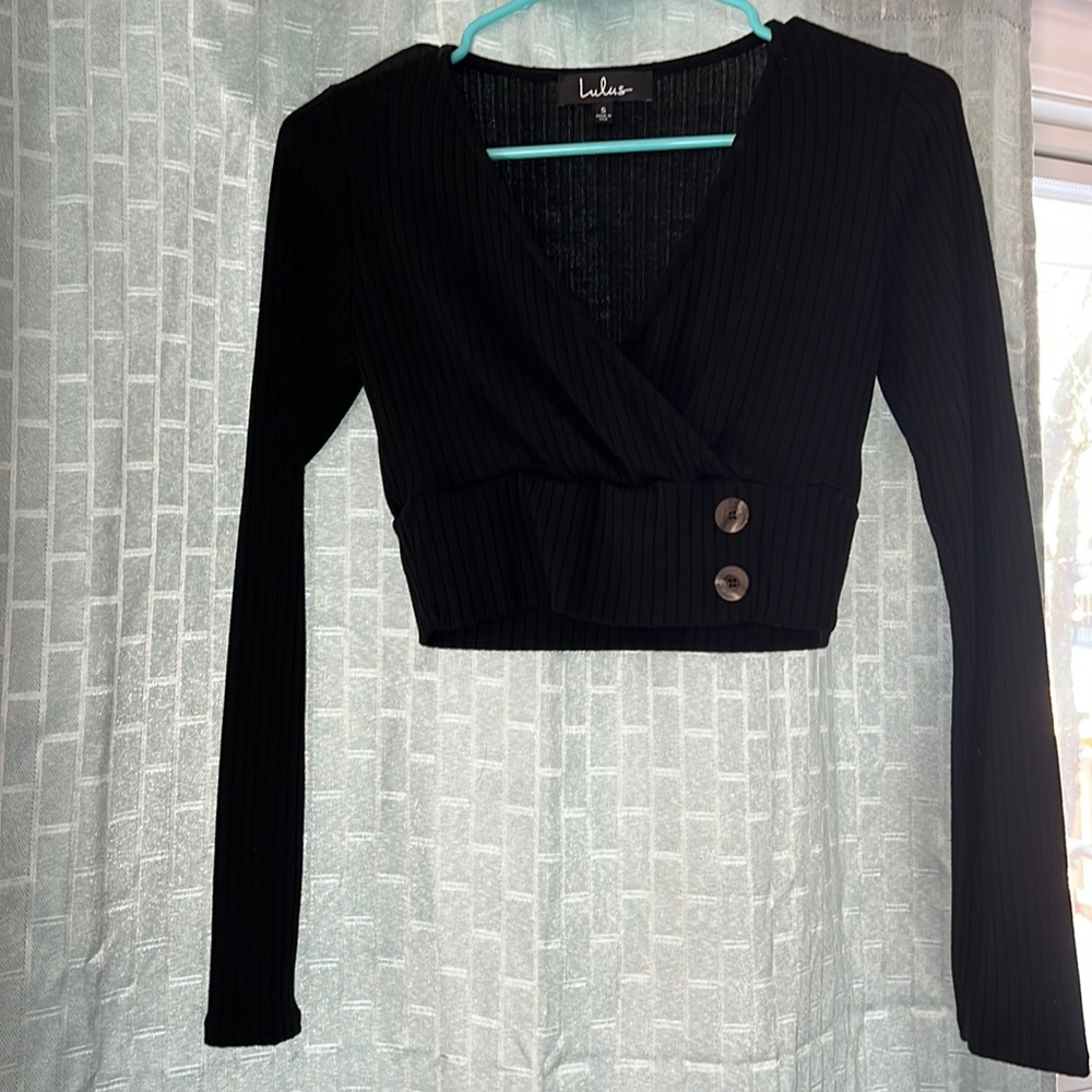 Long sleeve cropped top